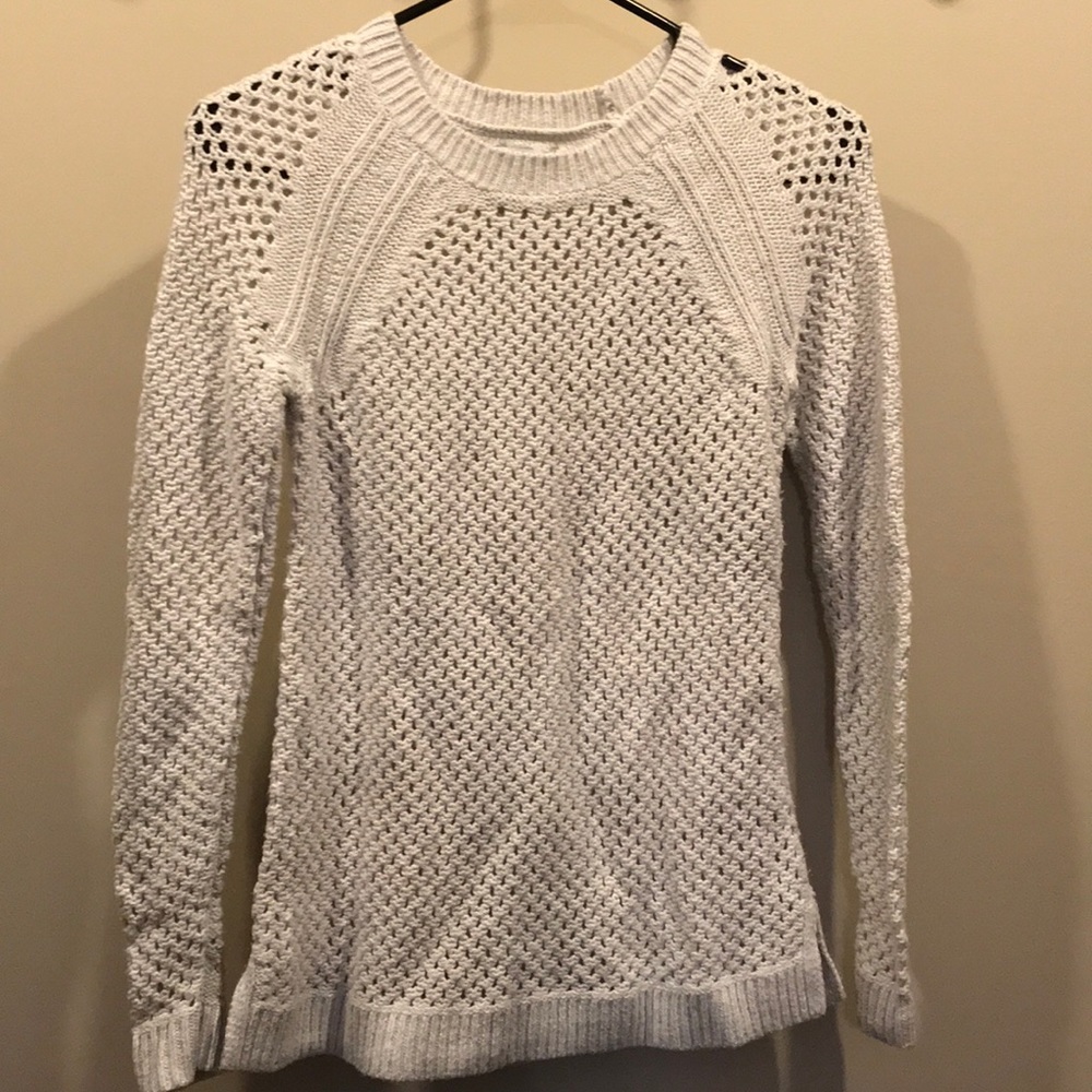 white sweater long sleeve old navy xsmall